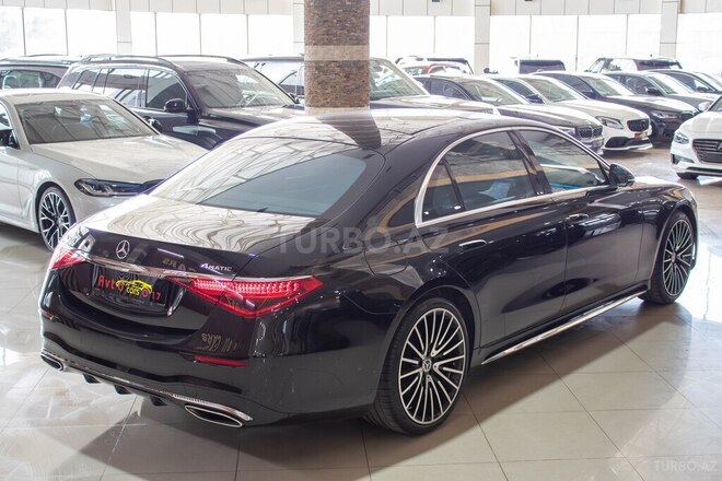 Mercedes S 550 4MATIC 2023, 33,000 km - 3.0 l - Bakı