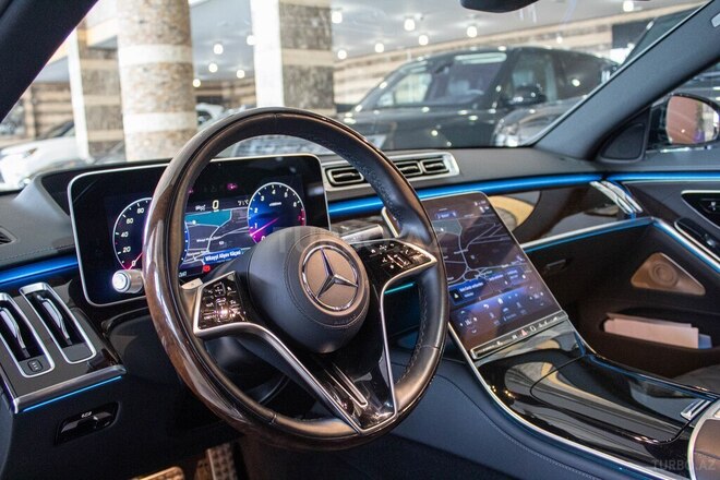 Mercedes S 550 4MATIC 2023, 33,000 km - 3.0 l - Bakı