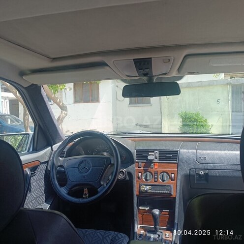 Mercedes E 220 d 1999, 365,800 km - 2.2 л - Bakı