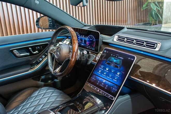 Mercedes S 550 4MATIC 2023, 33,000 km - 3.0 l - Bakı