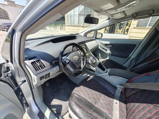 Toyota Prius 2011, 250,000 km - 1.8 l - Bakı