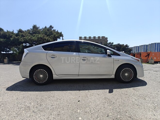Toyota Prius 2011, 250,000 km - 1.8 l - Bakı