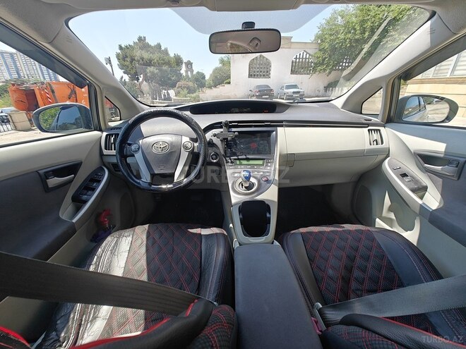 Toyota Prius 2011, 250,000 km - 1.8 l - Bakı