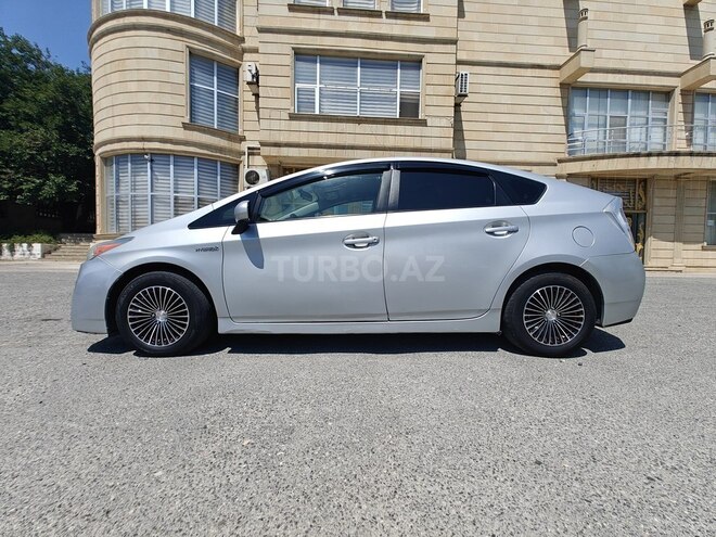 Toyota Prius 2011, 250,000 km - 1.8 l - Bakı