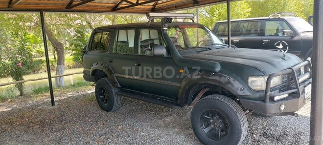 Toyota Land Cruiser 1997, 260,000 km - 4.5 l - Salyan