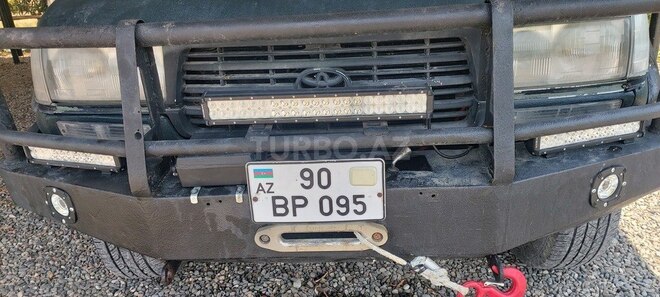 Toyota Land Cruiser 1997, 260,000 km - 4.5 l - Salyan