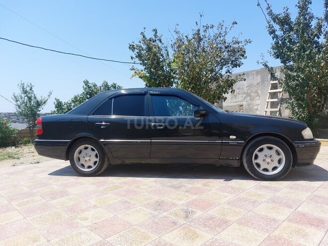 Mercedes C 220 1995, 395,000 km - 2.2 l - Bakı