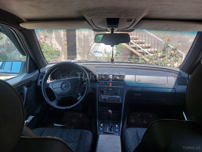Mercedes C 220 1995, 395,000 km - 2.2 l - Bakı