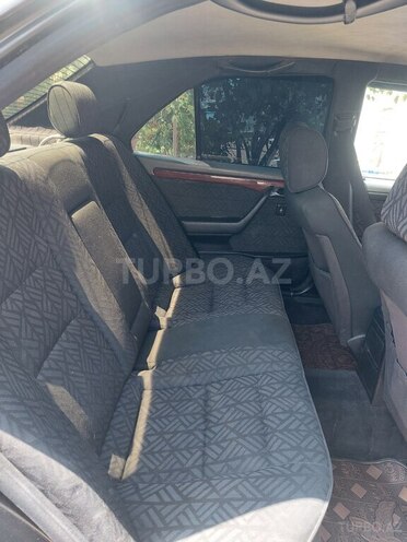 Mercedes C 220 1995, 395,000 km - 2.2 l - Bakı