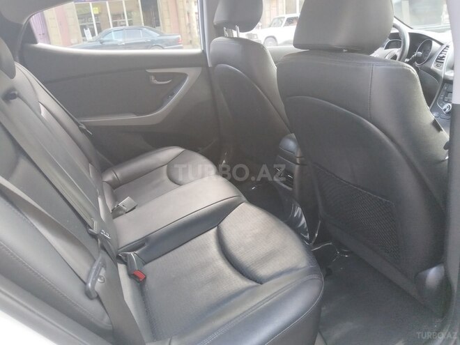 Hyundai Avante 2015, 182,000 km - 1.6 л - Bərdə