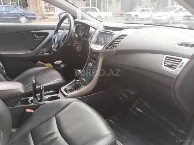 Hyundai Avante 2015, 182,000 km - 1.6 л - Bərdə