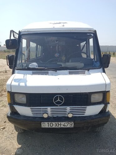 Mercedes 208 D 1994, 500,000 km - 2.3 l - Bakı