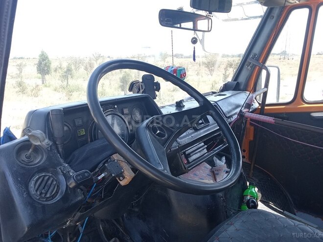 Mercedes 208 D 1994, 500,000 km - 2.3 l - Bakı