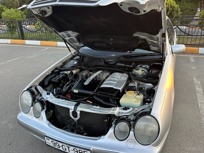Mercedes E 270 1999, 292,000 km - 2.7 l - Bakı