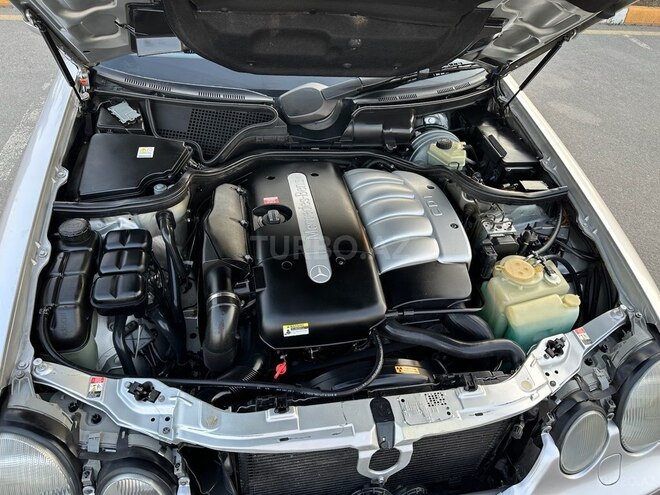 Mercedes E 270 1999, 292,000 km - 2.7 l - Bakı