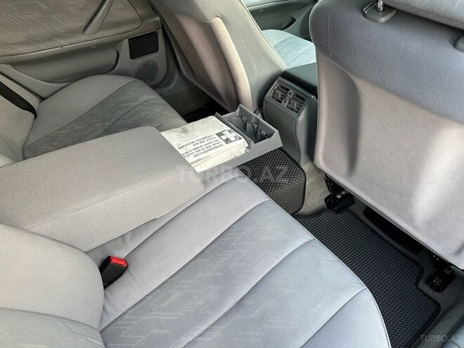 Mercedes E 270 1999, 292,000 km - 2.7 l - Bakı