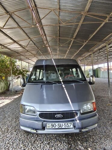 Ford Transit 1999, 100,000 km - 2.5 l - Saatlı