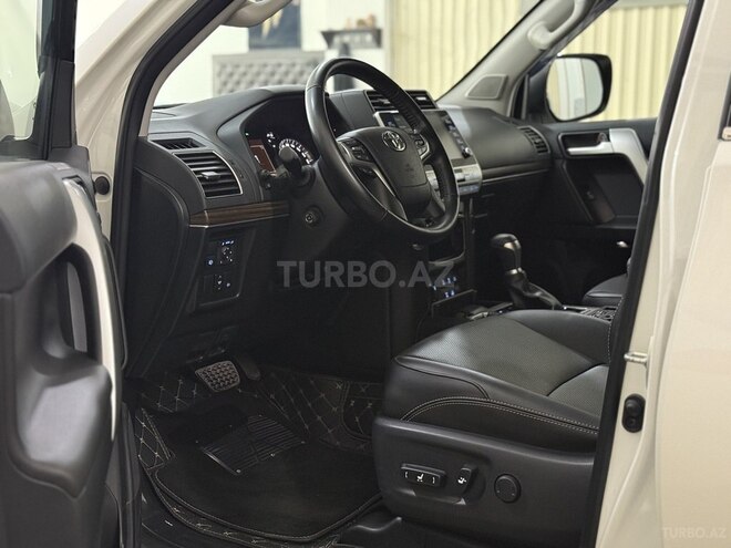 Toyota Land Cruiser Prado 2022, 15,000 km - 2.8 l - Bakı