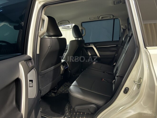 Toyota Land Cruiser Prado 2022, 15,000 km - 2.8 l - Bakı