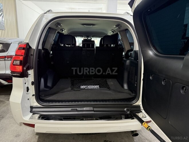Toyota Land Cruiser Prado 2022, 15,000 km - 2.8 l - Bakı
