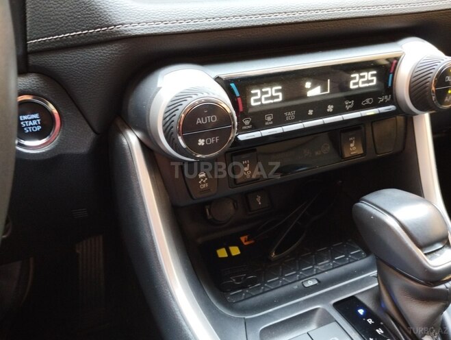 Toyota RAV4 2022, 34,000 km - 2.0 l - Bakı