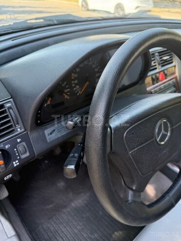 Mercedes C 200 1999, 223,000 km - 2.0 л - Bakı
