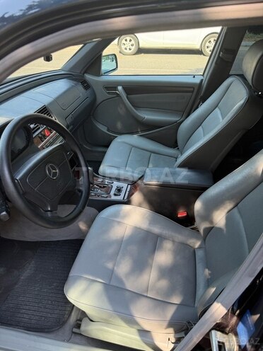 Mercedes C 200 1999, 223,000 km - 2.0 л - Bakı