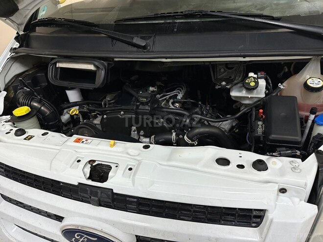 Ford Transit 2011, 255,000 km - 2.4 л - Quba