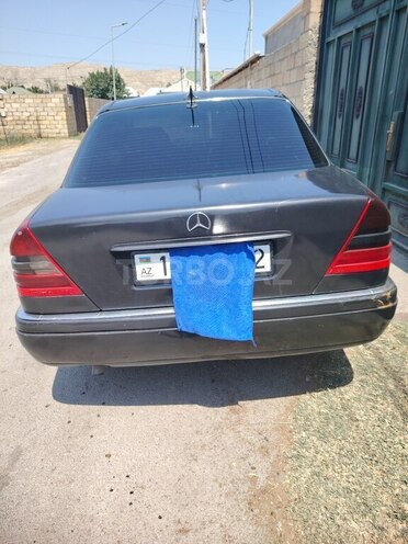 Mercedes C 220 d 1995, 999,900 km - 2.2 l - Mingəçevir