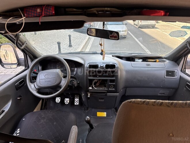 Toyota HiAce 2003, 345,000 km - 2.5 l - Bakı