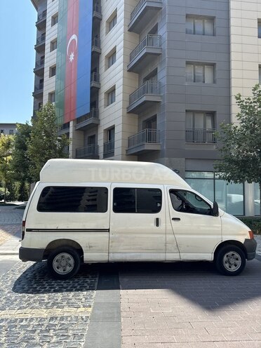 Toyota HiAce 2003, 345,000 km - 2.5 l - Bakı
