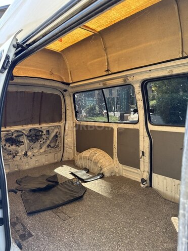 Toyota HiAce 2003, 345,000 km - 2.5 l - Bakı