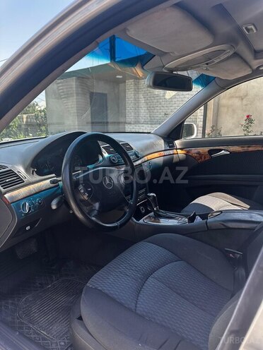 Mercedes E 270 2003, 300,000 km - 2.7 l - Bakı