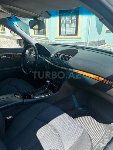 Mercedes E 270 2003, 300,000 km - 2.7 l - Bakı