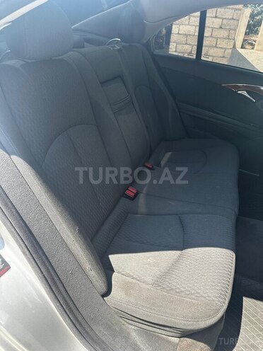Mercedes E 270 2003, 300,000 km - 2.7 l - Bakı