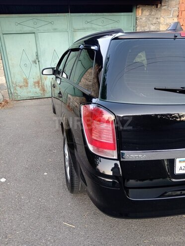 Opel Astra 2005, 233,485 km - 1.4 l - Şəki