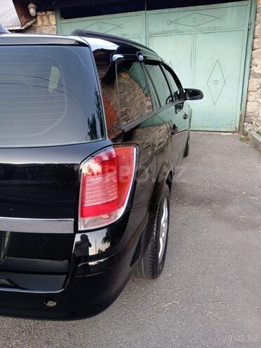 Opel Astra 2005, 233,485 km - 1.4 l - Şəki