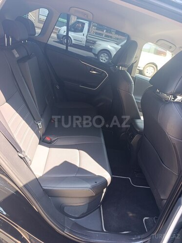 Toyota RAV4 2023, 28,786 km - 2.5 л - Bakı