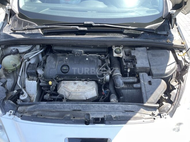 Peugeot 308 2013, 130,300 km - 1.6 l - Sumqayıt