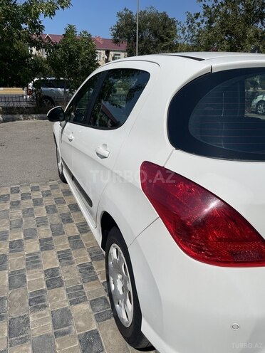 Peugeot 308 2013, 130,300 km - 1.6 l - Sumqayıt