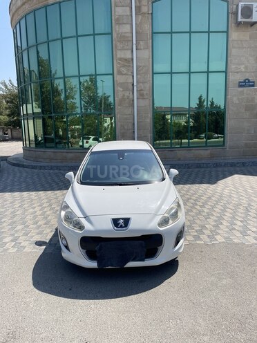Peugeot 308 2013, 130,300 km - 1.6 l - Sumqayıt