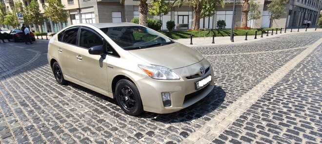 Toyota Prius 2010, 200,040 km - 1.8 л - Bakı