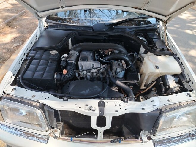 Mercedes C 220 d 1995, 200,000 km - 2.2 л - Bakı