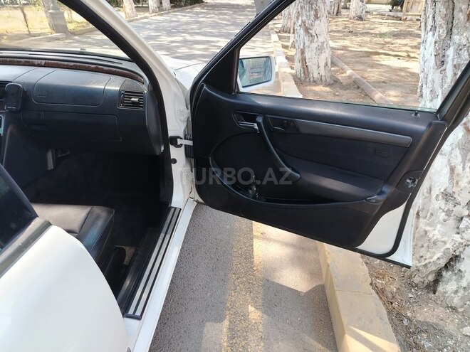 Mercedes C 220 d 1995, 200,000 km - 2.2 л - Bakı