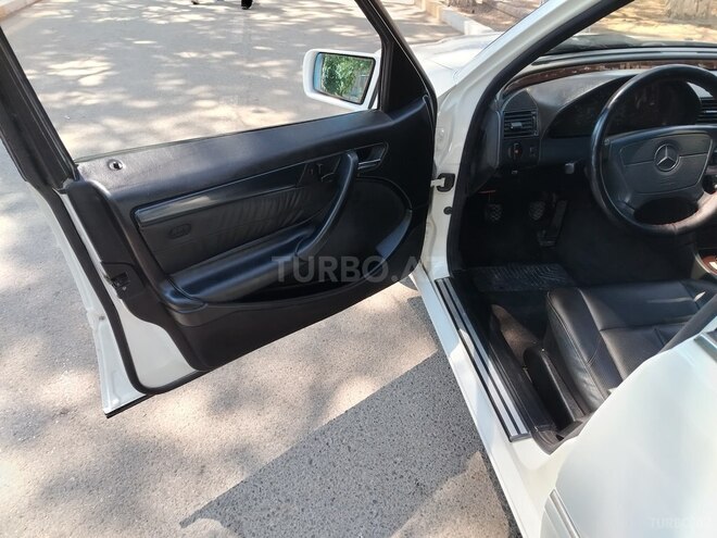 Mercedes C 220 d 1995, 200,000 km - 2.2 л - Bakı