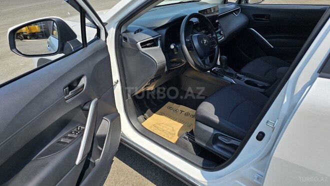 Toyota Corolla Cross 2025, 6,000 km - 2.0 l - Gəncə