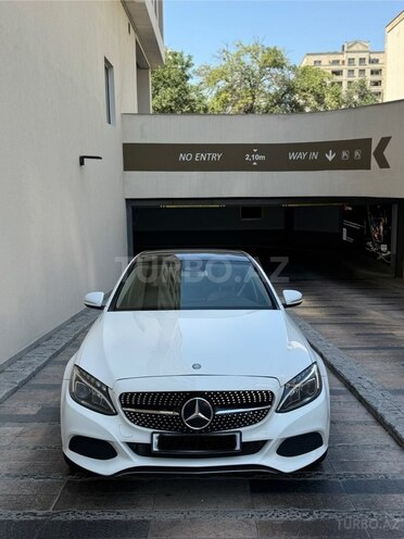 Mercedes C 300 2017, 194,500 km - 2.0 l - Bakı