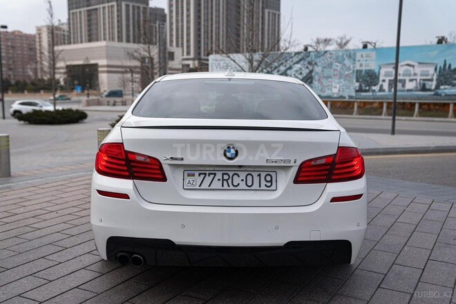 BMW 528 2015, 185,000 km - 2.0 l - Gəncə