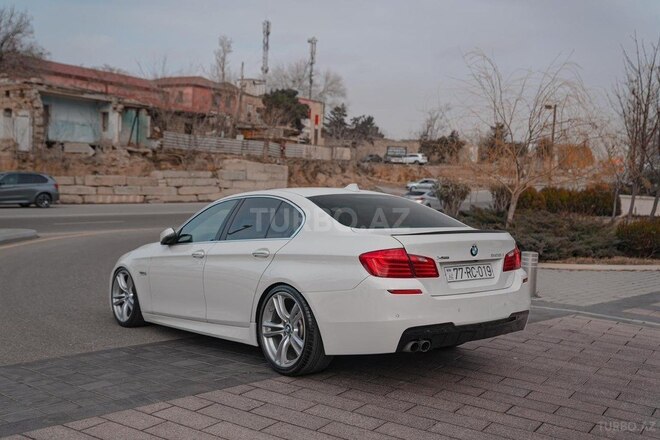BMW 528 2015, 185,000 km - 2.0 l - Gəncə