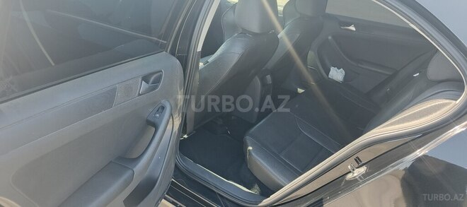 Volkswagen Jetta 2013, 260,000 km - 2.0 l - Bakı